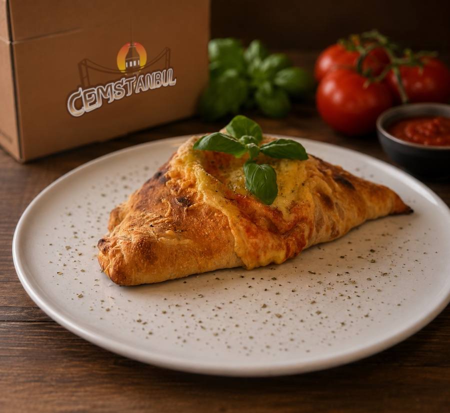 84. Calzone Hawaii